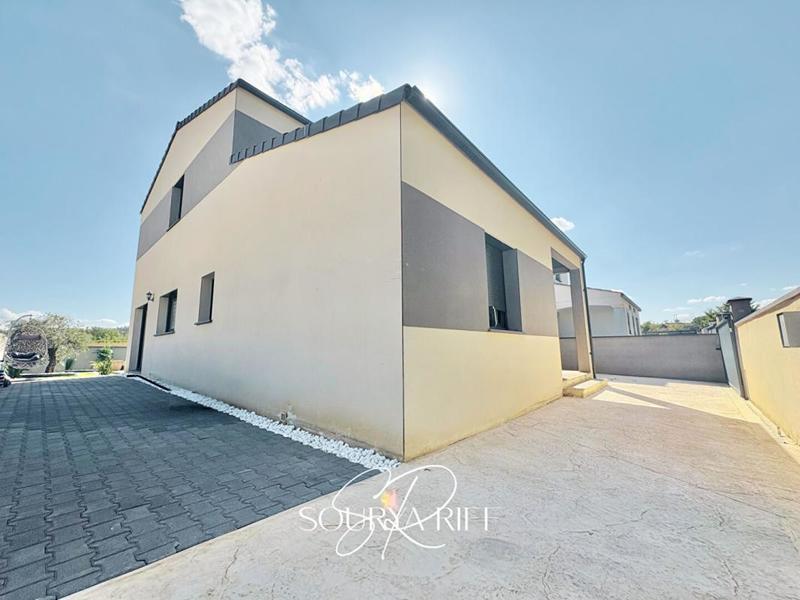 Maison - 132 m² - 5 pièces