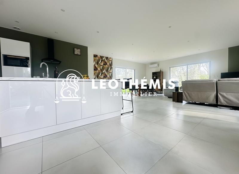 Maison contemporaine - 106 m² - 4 pièces