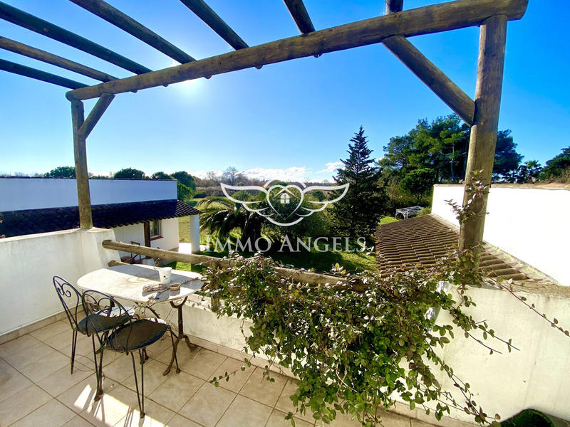 Mas - 320 m² - 10 pièces