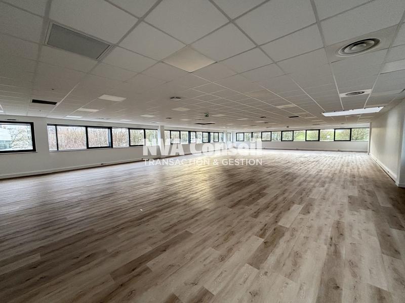 Local d'activités - 2 231 m²