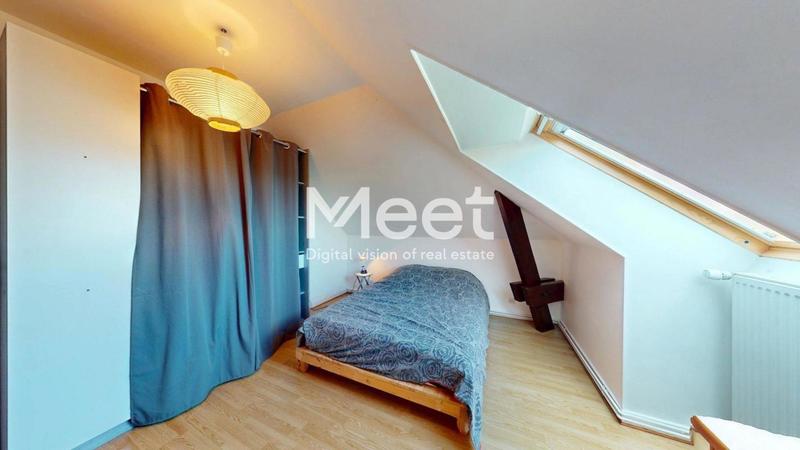 Propriété - 245 m² - 8 pièces