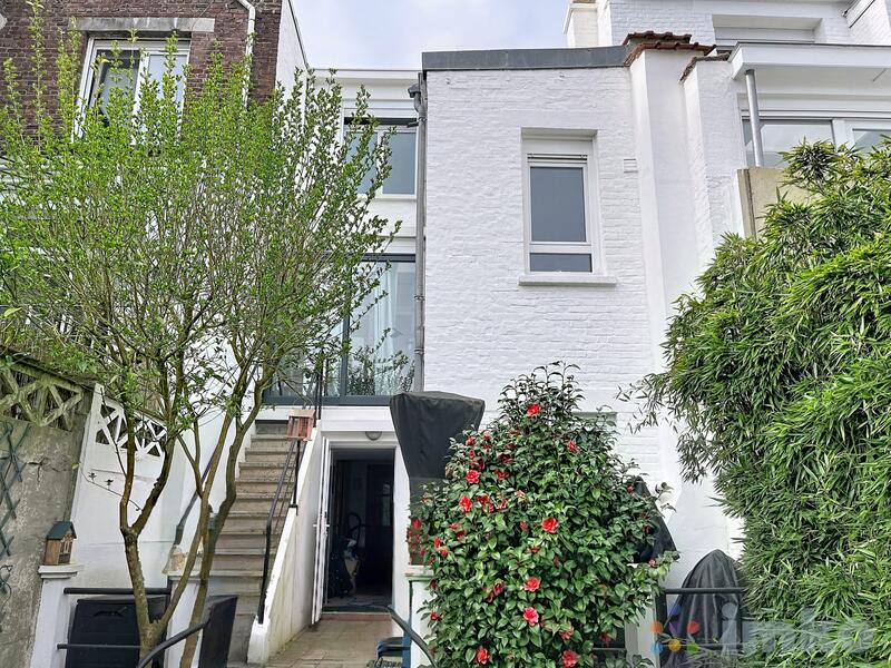 Maison - 96 m² - 3 pièces