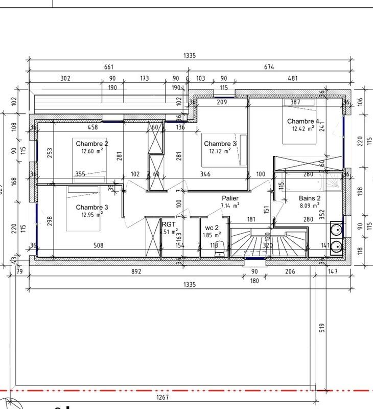 Maison - 180 m² - 12 pièces