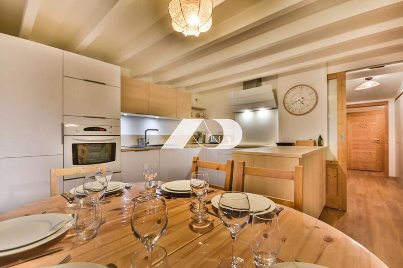 Appartement - 84 m² - 5 pièces