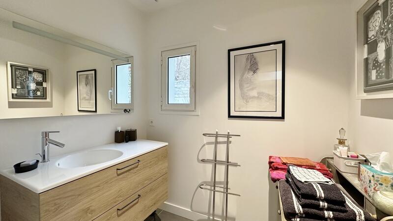 Maison d'architecte - 250 m² - 9 pièces