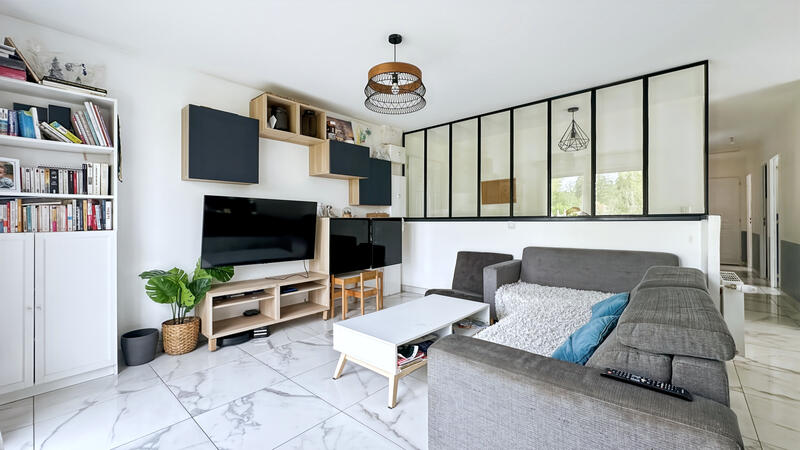 Maison - 102 m² - 5 pièces