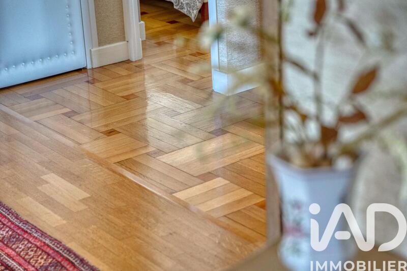 Appartement - 102 m² - 4 pièces