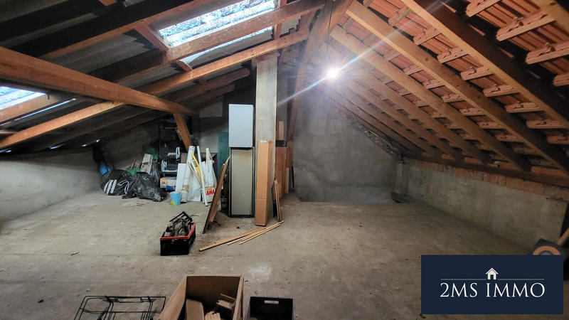 Immeuble - 200 m² - 9 pièces