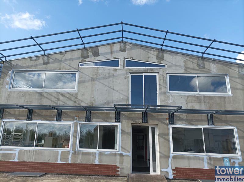 Local d'activités - 454 m² - 10 pièces