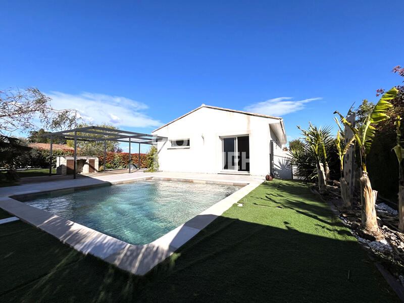 Maison - 98 m² - 4 pièces