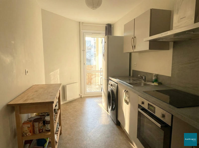 Appartement - 72 m² - 3 pièces