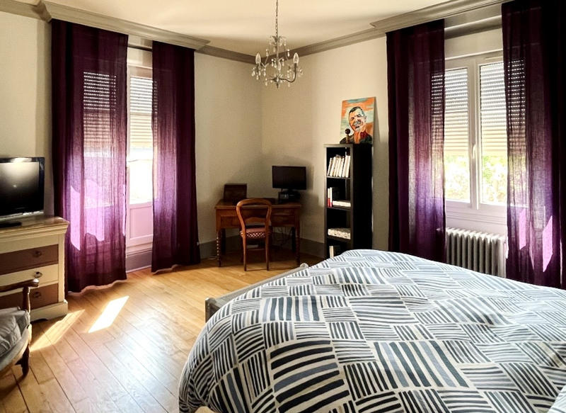 Maison - 262 m² - 10 pièces