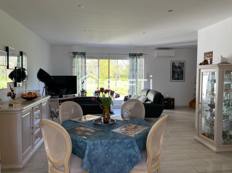 Maison - 110 m² - 6 pièces