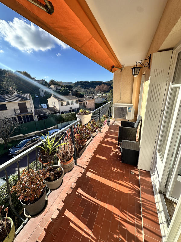 Appartement - 85 m² - 4 pièces