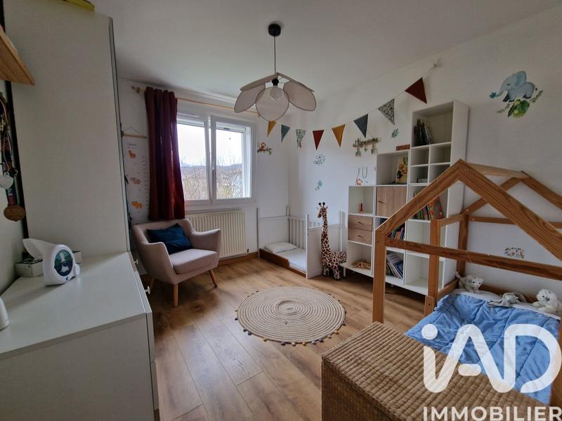 Maison - 97 m² - 4 pièces