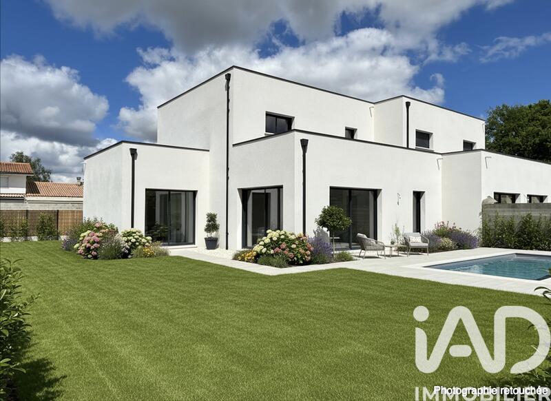 Maison - 130 m² - 5 pièces