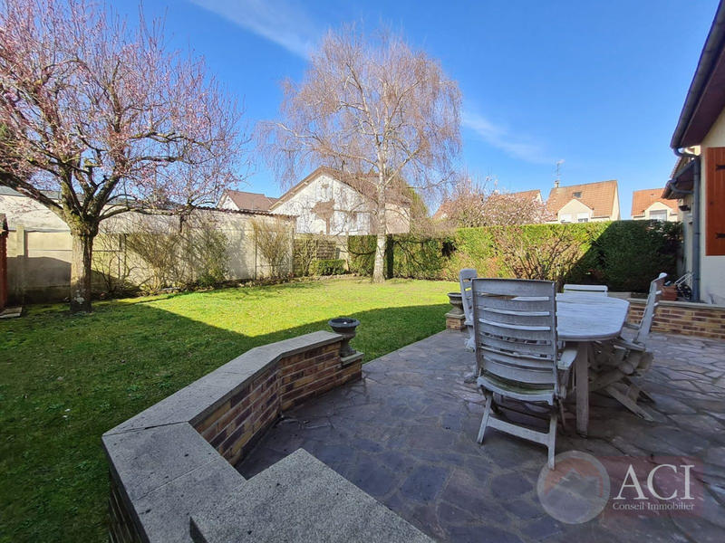 Maison - 133 m² - 7 pièces