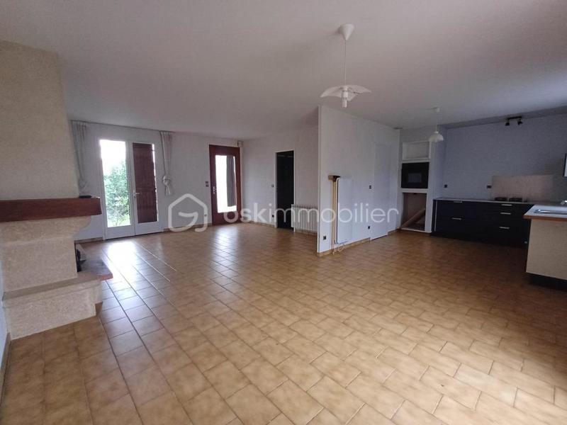 Maison - 92 m² - 4 pièces