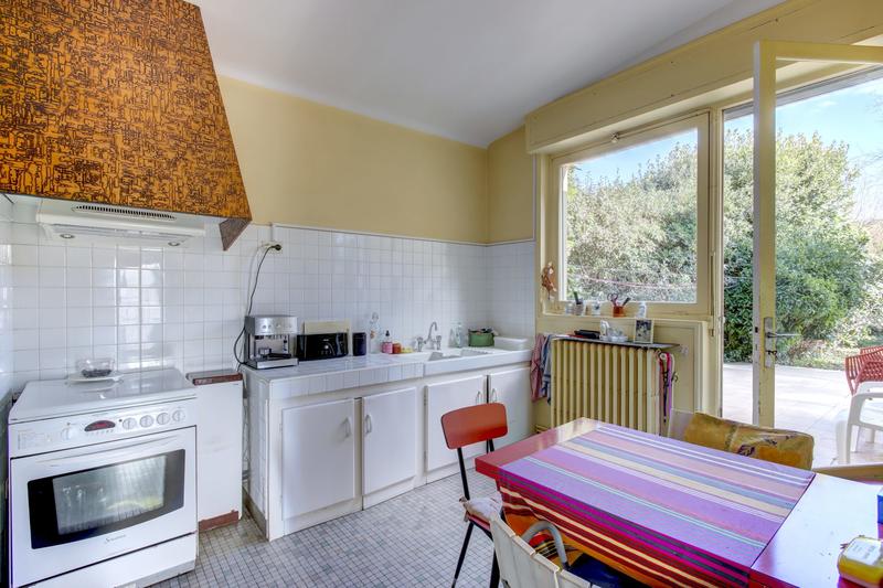 Maison traditionnelle - 102 m² - 5 pièces