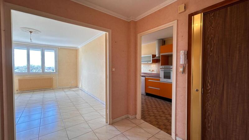 Appartement - 79 m² - 3 pièces