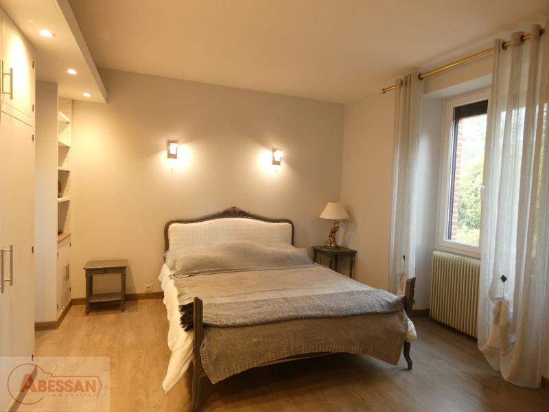 Maison - 251 m² - 5 pièces