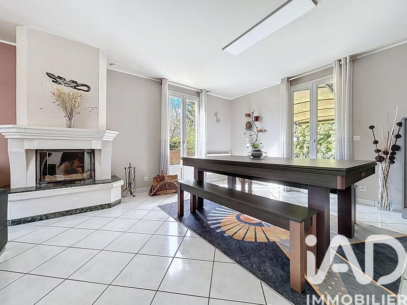 Maison - 146 m² - 7 pièces