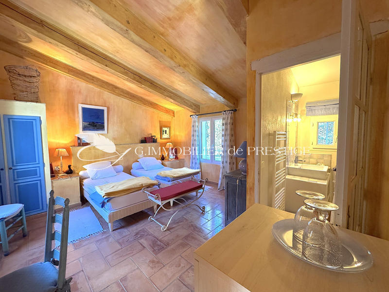 Bastide - 191 m² - 6 pièces