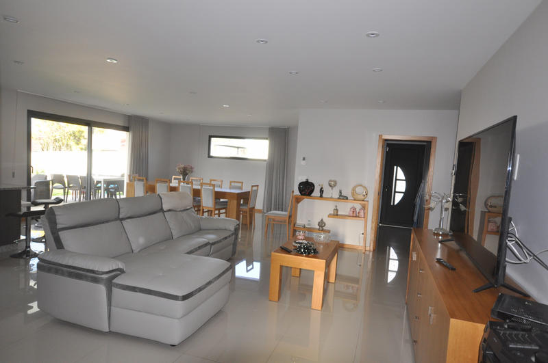 Maison - 127 m² - 4 pièces