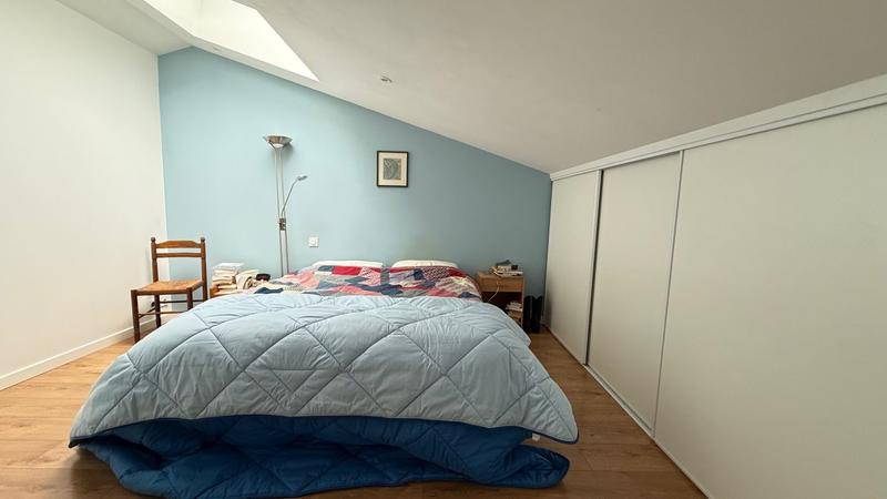 Maison traditionnelle - 210 m² - 8 pièces