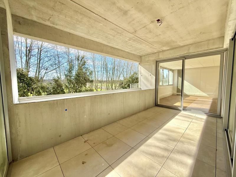 Bureau - 116 m² - 1 pièce