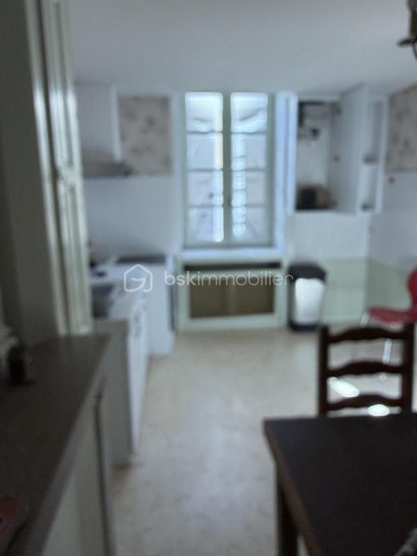 Immeuble - 244 m² - 12 pièces