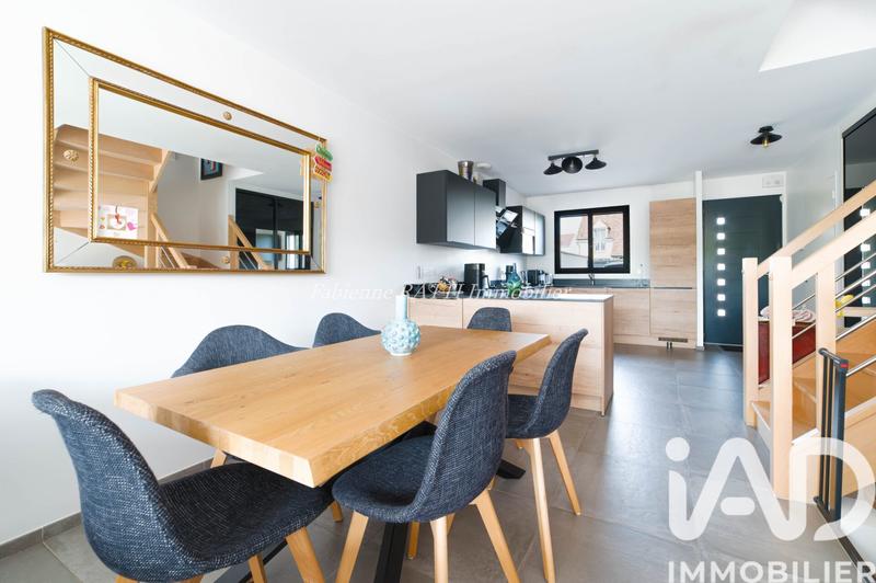 Maison - 145 m² - 6 pièces