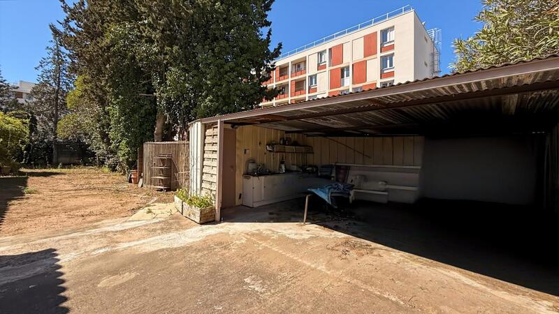 Maison - 152 m² - 6 pièces