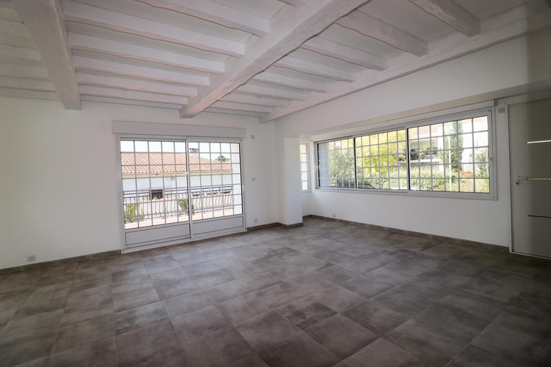 Maison - 160 m² - 8 pièces