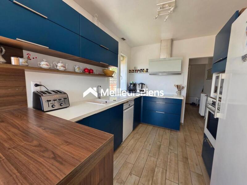 Maison - 115 m² - 6 pièces