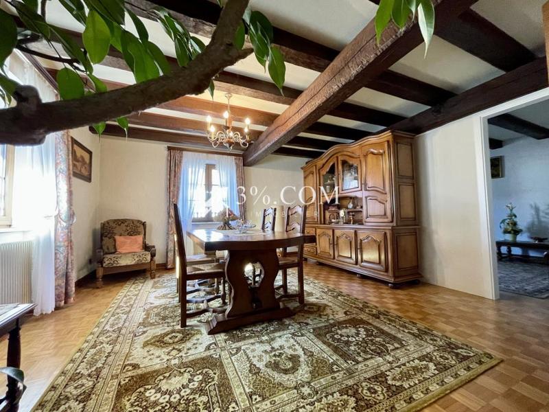 Corps de ferme - 184 m² - 7 pièces