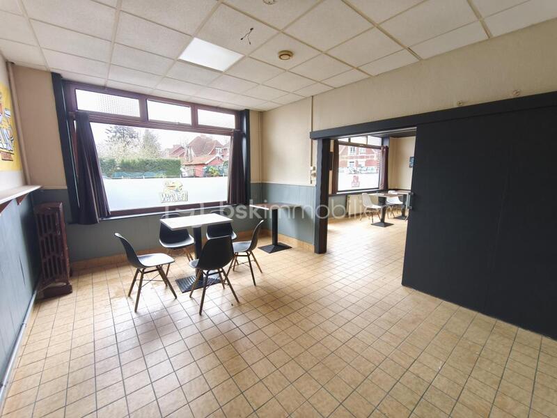 Immeuble - 180 m² - 7 pièces