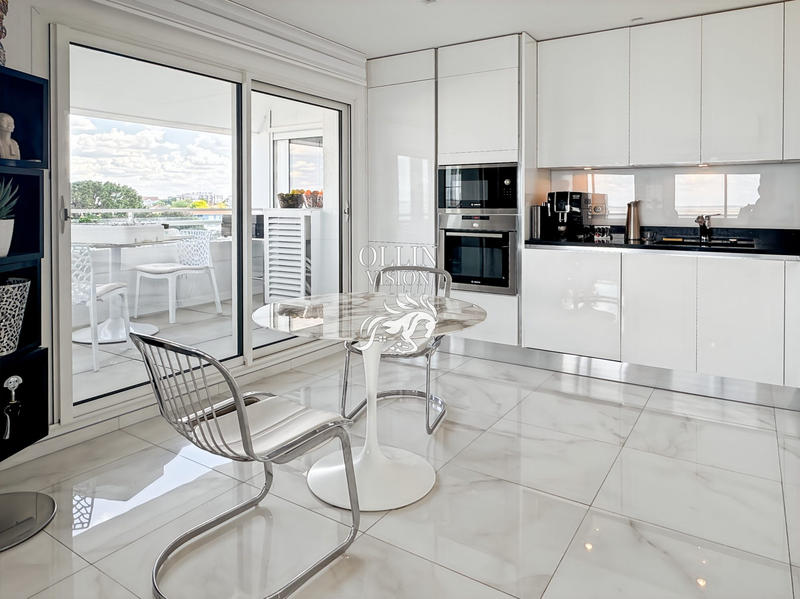 Appartement - 120 m² - 4 pièces