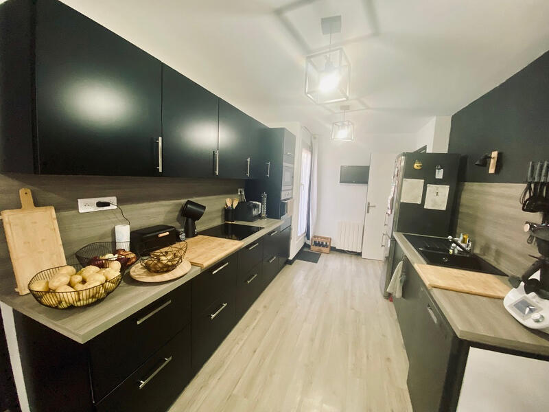 Appartement - 83 m² - 3 pièces