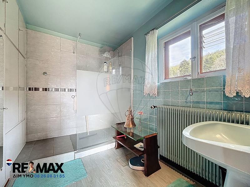 Maison - 164 m² - 7 pièces