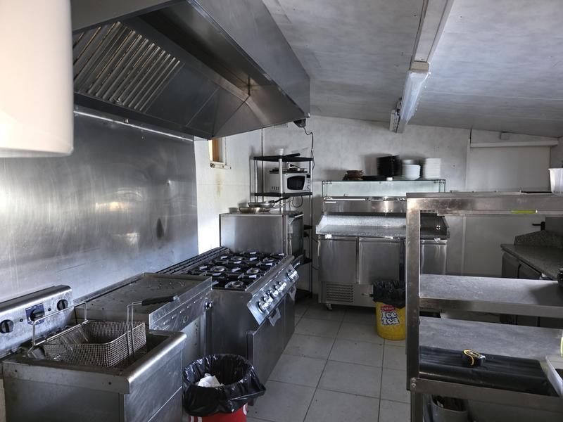 Fonds de commerce - 200 m²