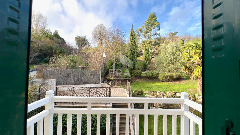 Maison - 167 m² - 6 pièces