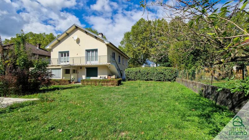 Maison - 177 m² - 7 pièces