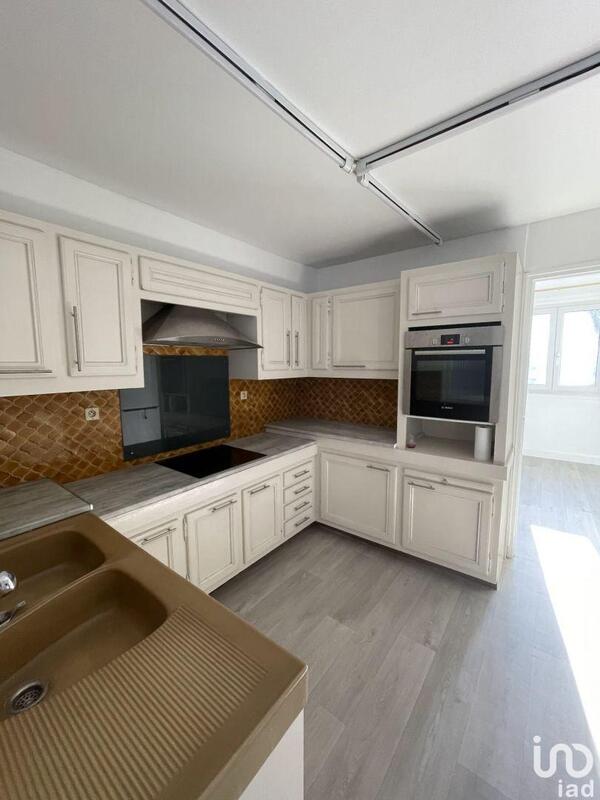 Maison - 136 m² - 6 pièces