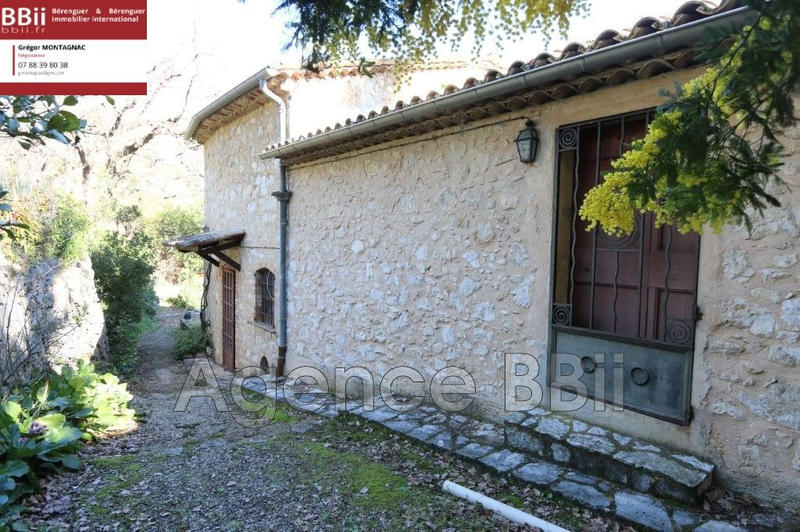 Maison - 220 m² - 10 pièces