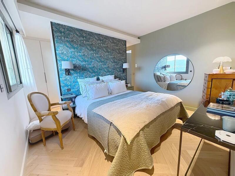 Appartement - 141 m² - 5 pièces