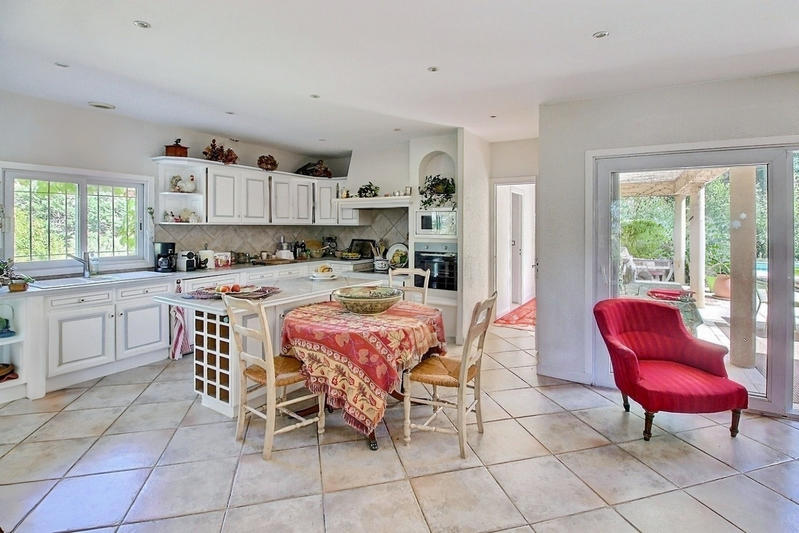 Villa - 209 m² - 5 pièces