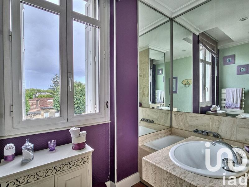 Maison - 170 m² - 6 pièces