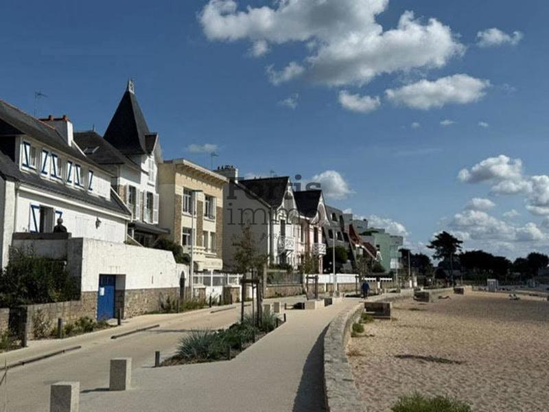 Maison - 161 m² - 7 pièces