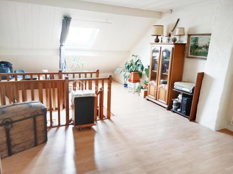 Maison traditionnelle - 143 m² - 6 pièces